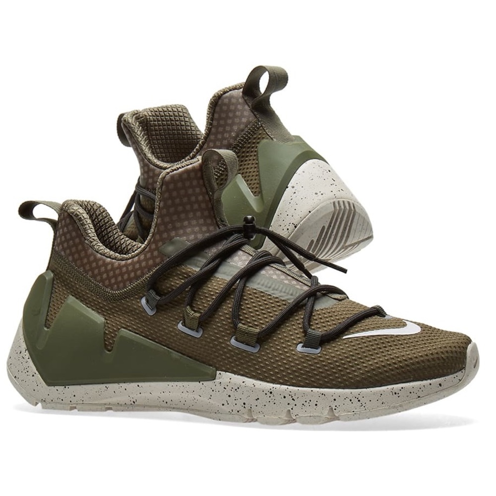 NEW Nike Air Zoom Grade Sneakers